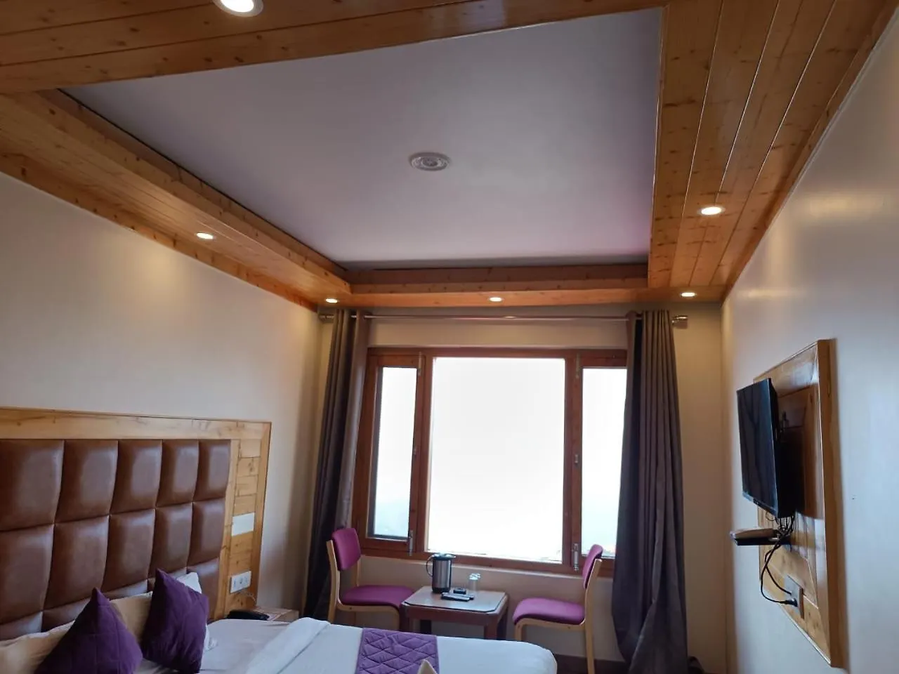 Zoz Sm9 Hotell Shimla
