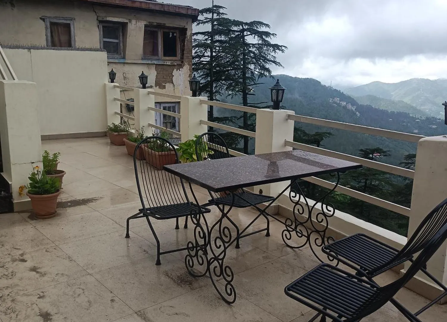 Zoz Sm9 Hotell Shimla